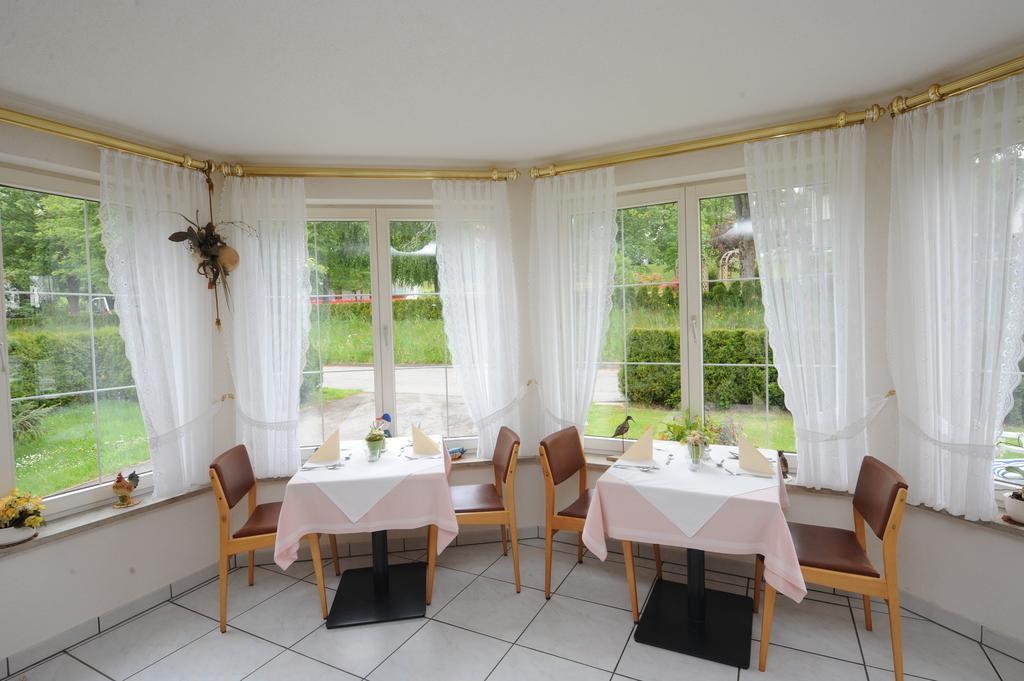 Gasthof Schwarzwaldtanne Schönwalde Eksteriør billede